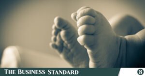 newborn-child-feed-89695.jpg