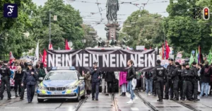 protest-auch-auf-der-strasse.webp.webp
