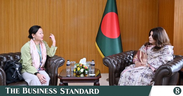 state_minister_for_foreign_affairs_shama_obaed_islam_held_a_meeting_with_coco_h_ushiyama_resident_re.jpeg