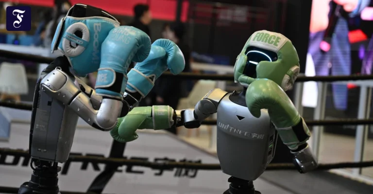 trainiert-mit-daten-roboter-im.webp.webp