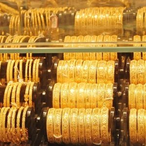06-06-24-Baitul-Mokarram_Gold-Market-5-8eb871f21d53b3bc6b0484818263a43f.jpg