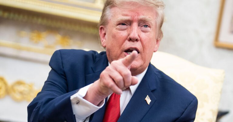 21newsquiz-Trump-jfqv-facebookJumbo.jpg