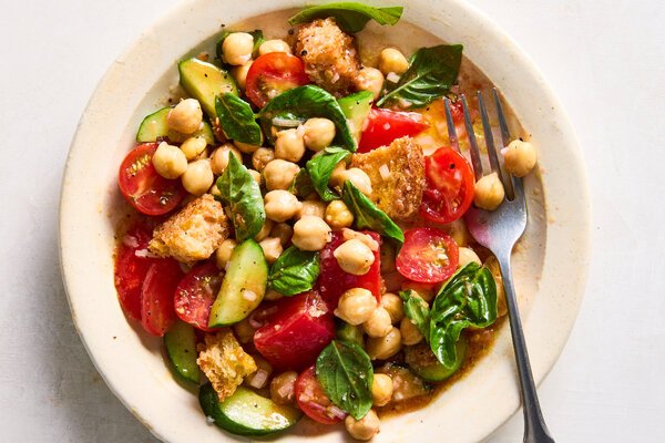 TS-Chickpea-Salad-With-Grated-Tomato-Dressing-jbcq-articleLarge.jpg