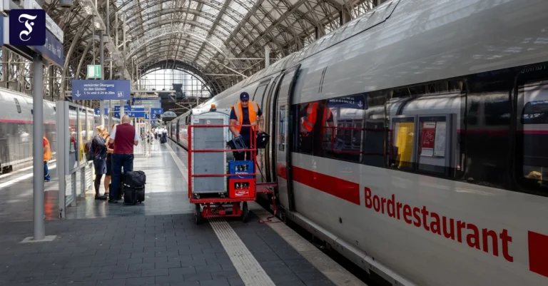 ausgefeilte-logistik-ein-ice.webp.webp