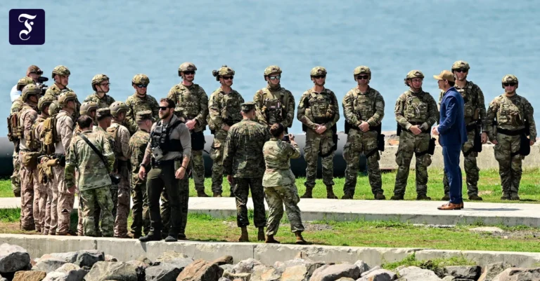 besuch-bei-der-militaeruebung.webp.webp