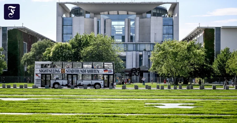 das-bundeskanzleramt-in-berlin.webp.webp