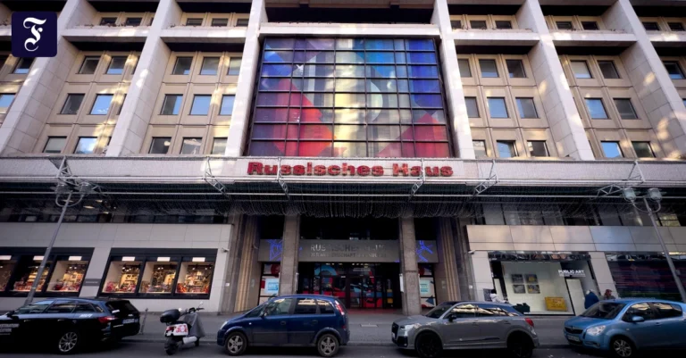 das-russische-haus-in-der.webp.webp