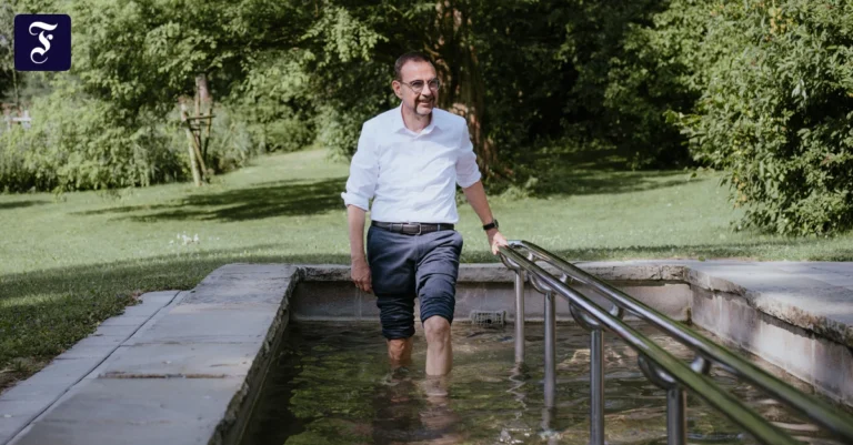 das-wasser-steht-ihm-nur-bis.webp.webp
