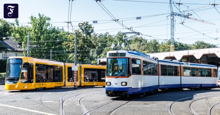 die-alten-fahrzeuge-rechts.webp.webp