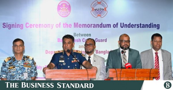 director_general_rear_admiral_md_ziaul_haq.jpg