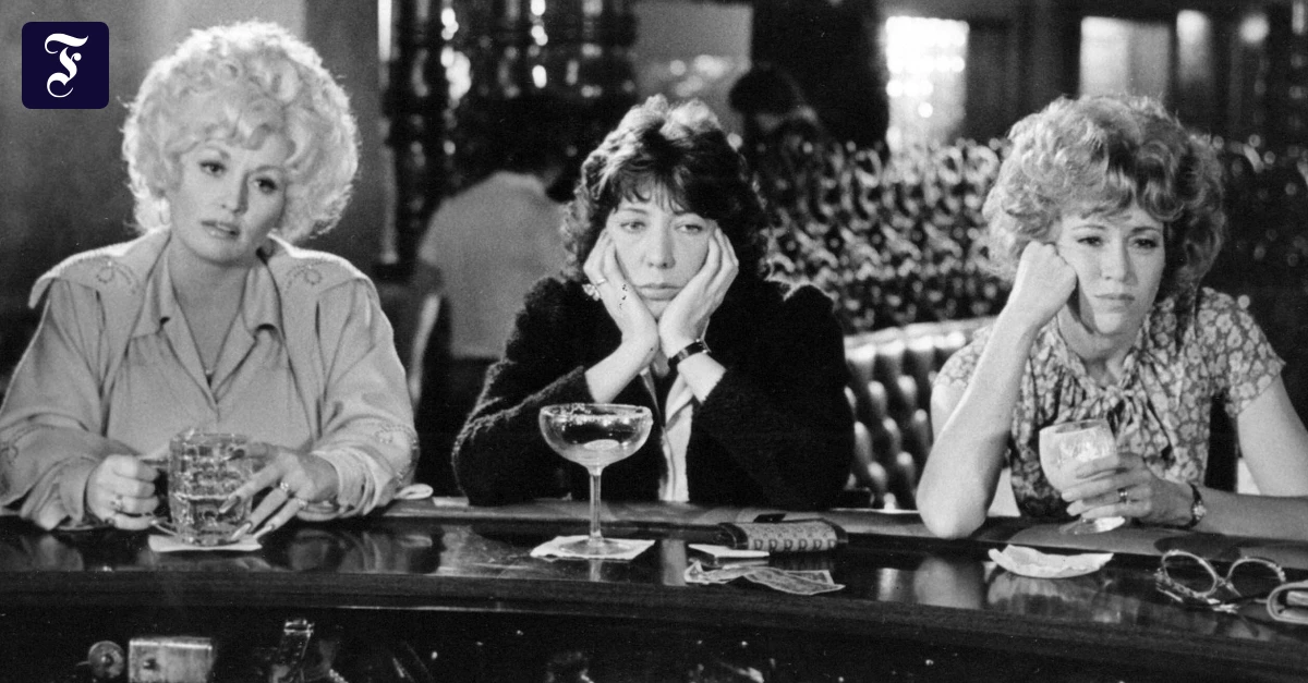 dolly-parton-links-lily-tomlin.webp.webp