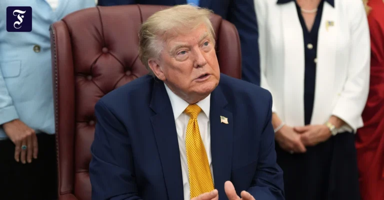 donald-trump-bei-gespraechen.webp.webp