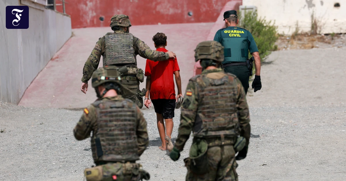 ein-minderjaehriger-migrant.webp.webp