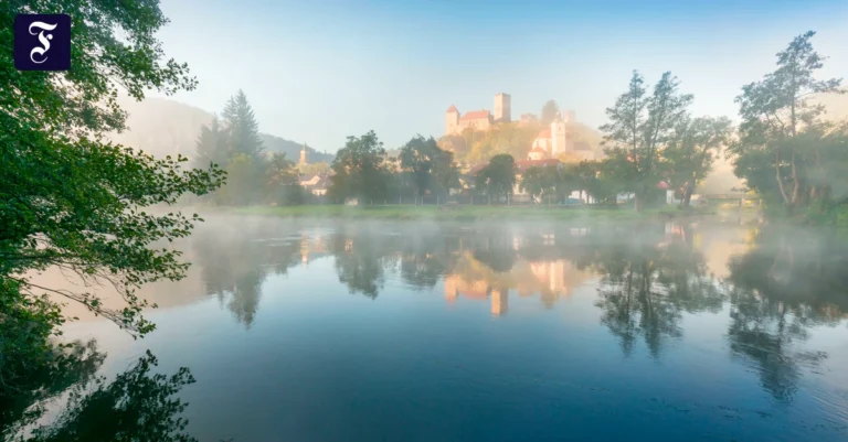 ein-schloss-ein-trugbild.webp.webp