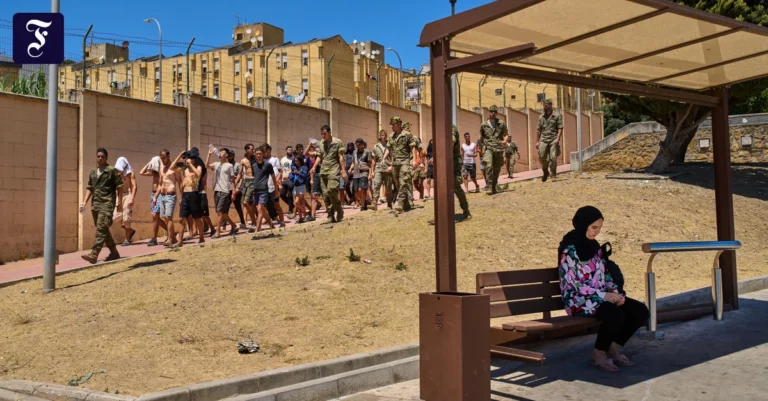 eine-einwohnerin-von-ceuta.webp.webp