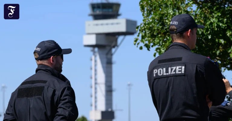 einsatzkraefte-der-polizei-am.webp.webp