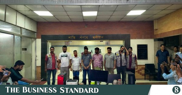 five-arrested.jpg
