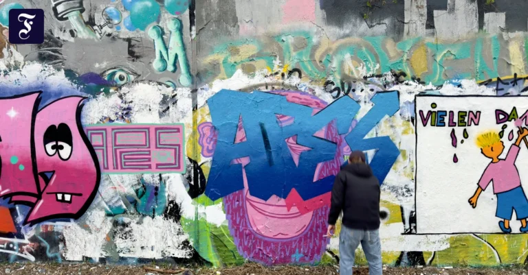 graffiti-sprueher-bemalt-eine.webp.webp