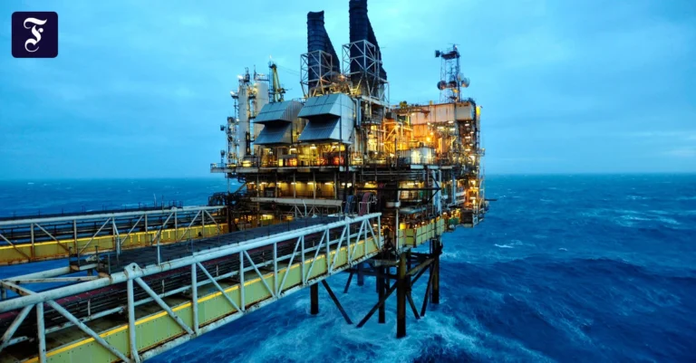 in-der-nordsee-bp-bohrinsel.webp.webp