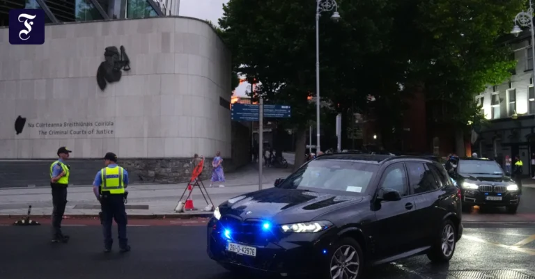 in-dublin-fahrzeuge-der-garda.webp.webp