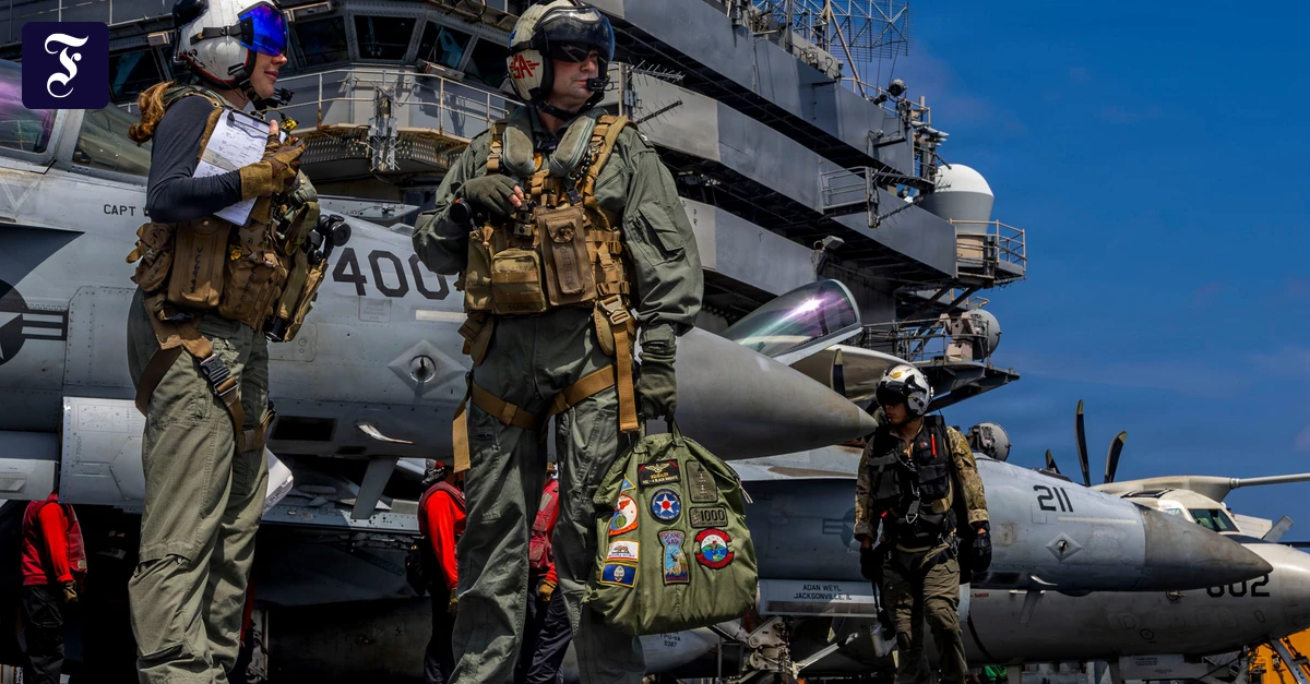 kampfjets-auf-einem-us.webp.webp