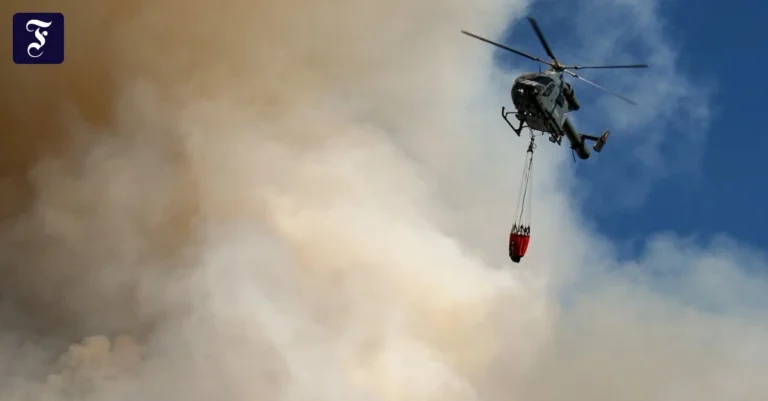 loeschhubschrauber-im-einsatz.webp.webp
