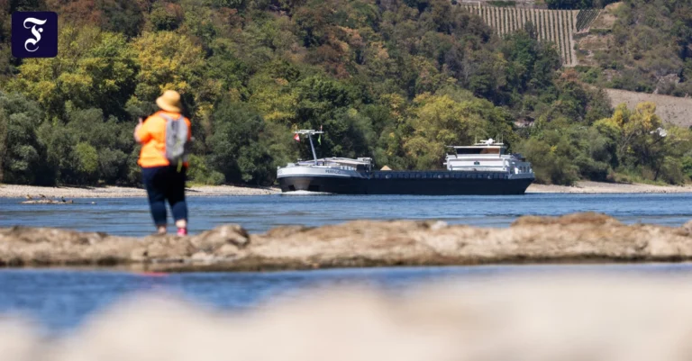 niedrigwasser-am-rhein.webp.webp