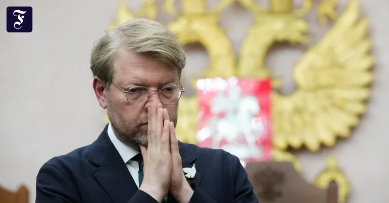 nikolai-rybakow-vorsitzender.webp.webp