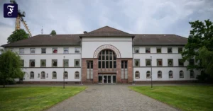 schliesst-2027-das-deutsche.webp.webp