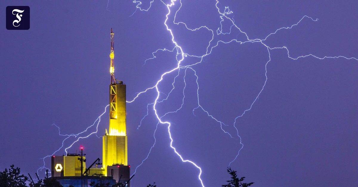 ueber-der-commerzbank-ziehen.webp.webp