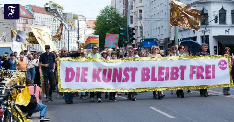 wie-viel-widerspruechliches.webp.webp