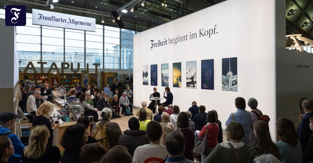 am-stand-der-f-a-z-auf-der.webp.webp