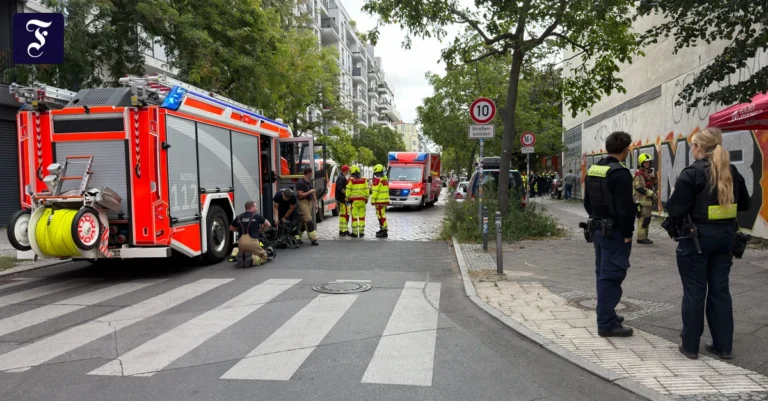 berlin-kreuzberg-feuerwehr-und.webp.webp