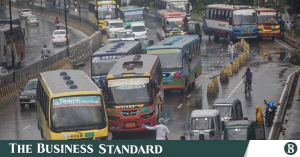 bus_transport_dhaka_road_1.jpg