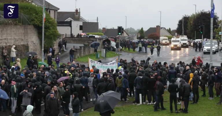 demonstranten-blockieren-am.webp.webp