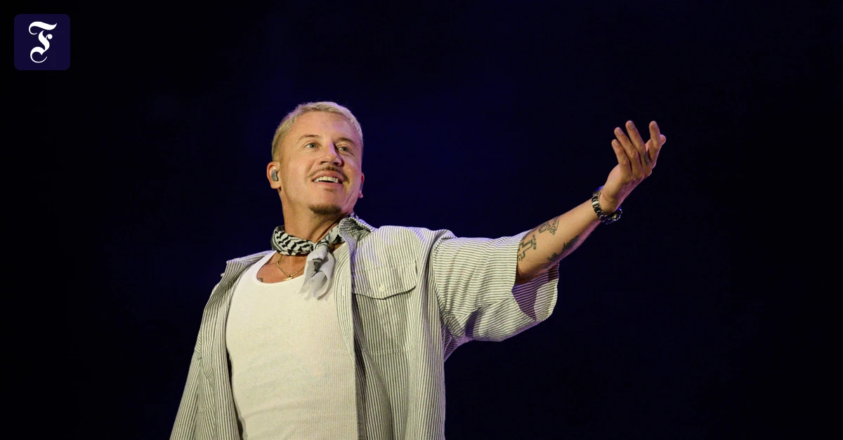 der-musiker-macklemore-bei.webp.webp