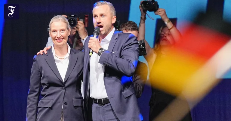 die-afd-politiker-siegmund-und.webp.webp
