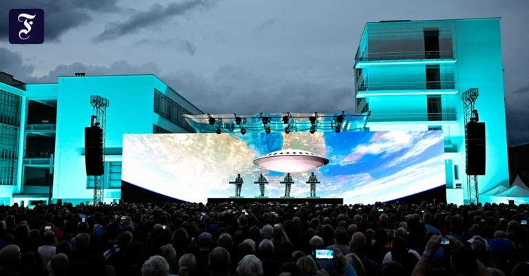 die-band-kraftwerk-vor-dem.webp.webp