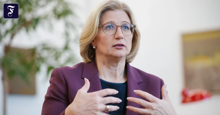 die-ministerpraesidentin-des.webp.webp