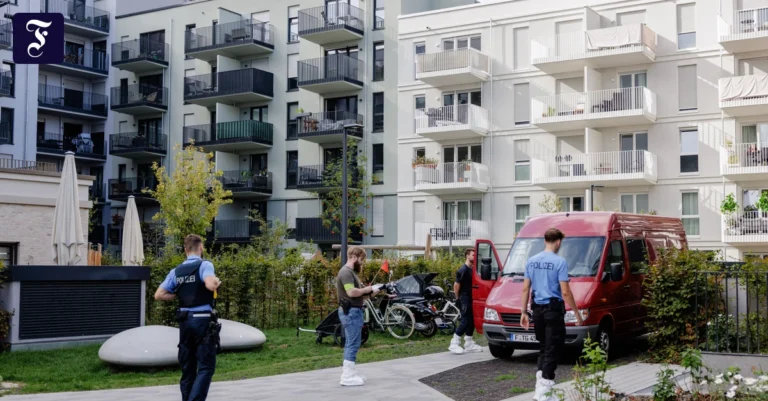 die-polizei-sichert-spuren.webp.webp