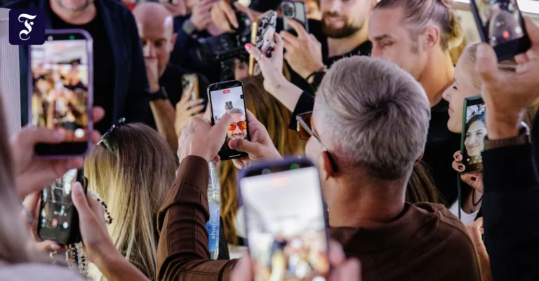 die-smart-rebels-auf-dem-weg.webp.webp