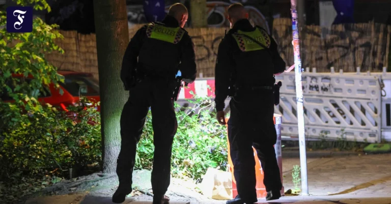 dienstagabend-polizisten.webp.webp