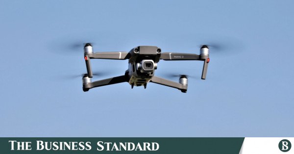 drone-4995487_1920.jpg