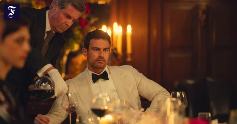 eddie-breaks-bad-theo-james.webp.webp