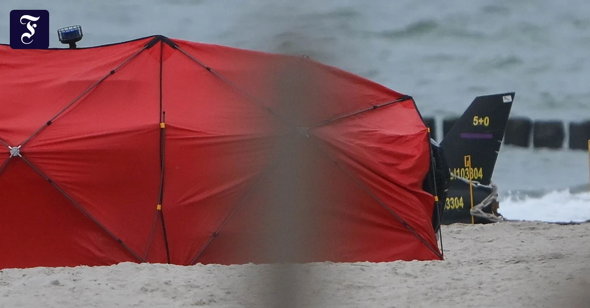 eine-drohne-am-strand-von.webp.webp