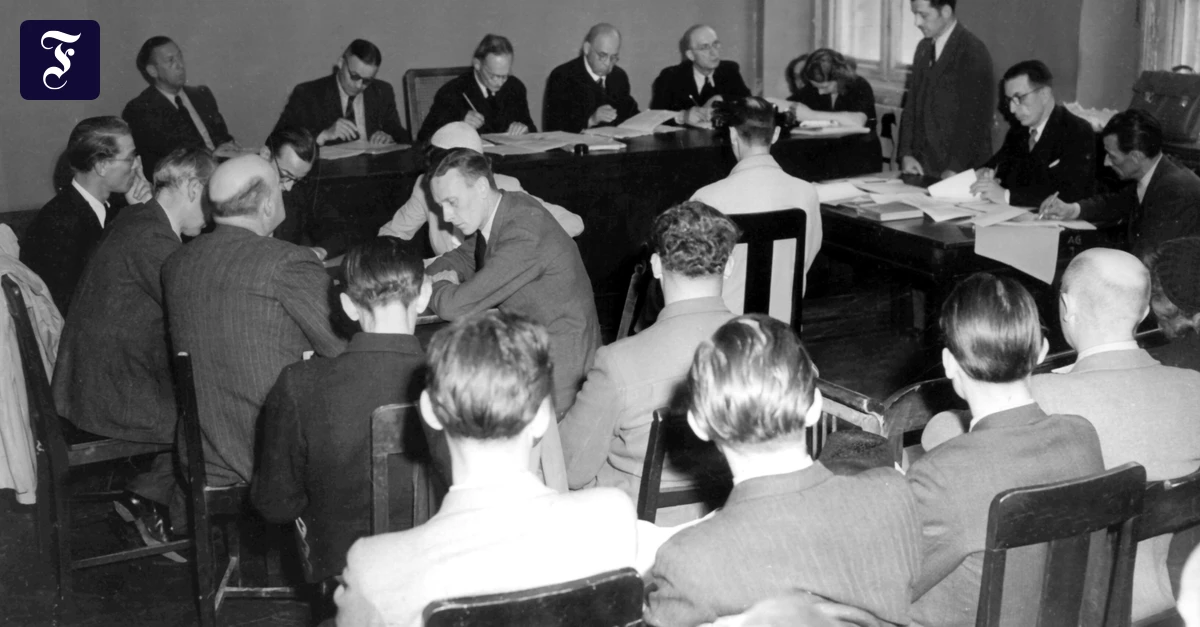 entnazifizierung-1946-wurde.webp.webp