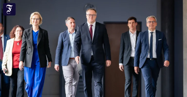 finanzministerin-katja-wolf.webp.webp