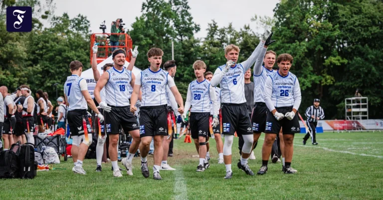 flag-football-wird-in.webp.webp