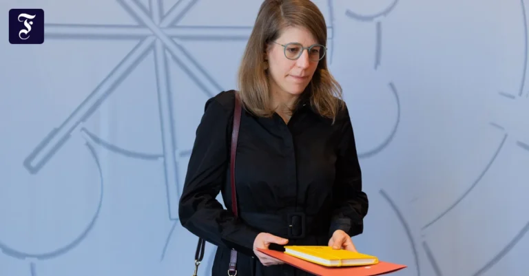 fluechtlingsministerin-verena.webp.webp