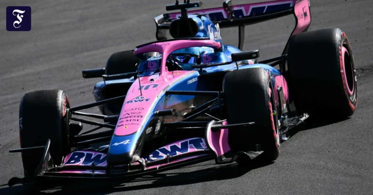 im-alpine-pierre-gasly-zeigt.webp.webp